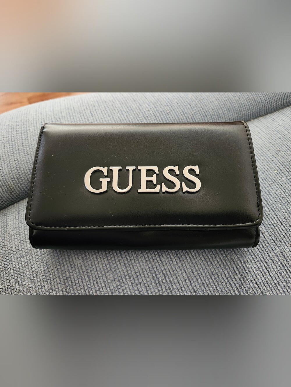 Guess Wallet